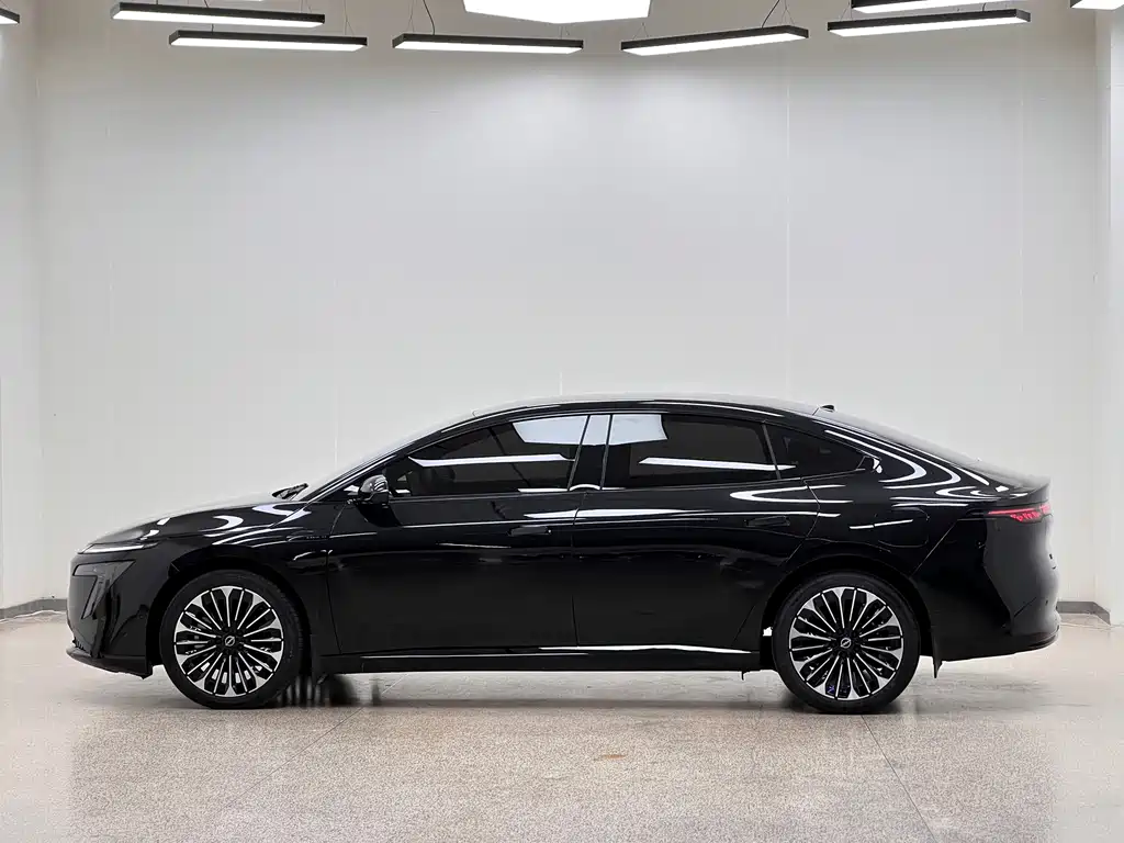 Nissan N7 — миниатюра 7