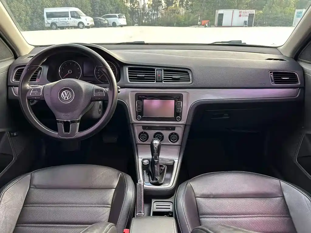 Volkswagen Lavida — миниатюра 8