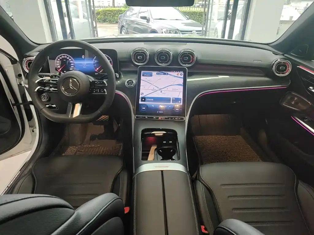 Mercedes-Benz C-Class — миниатюра 10