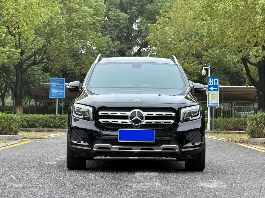Mercedes-Benz GLB — миниатюра 2
