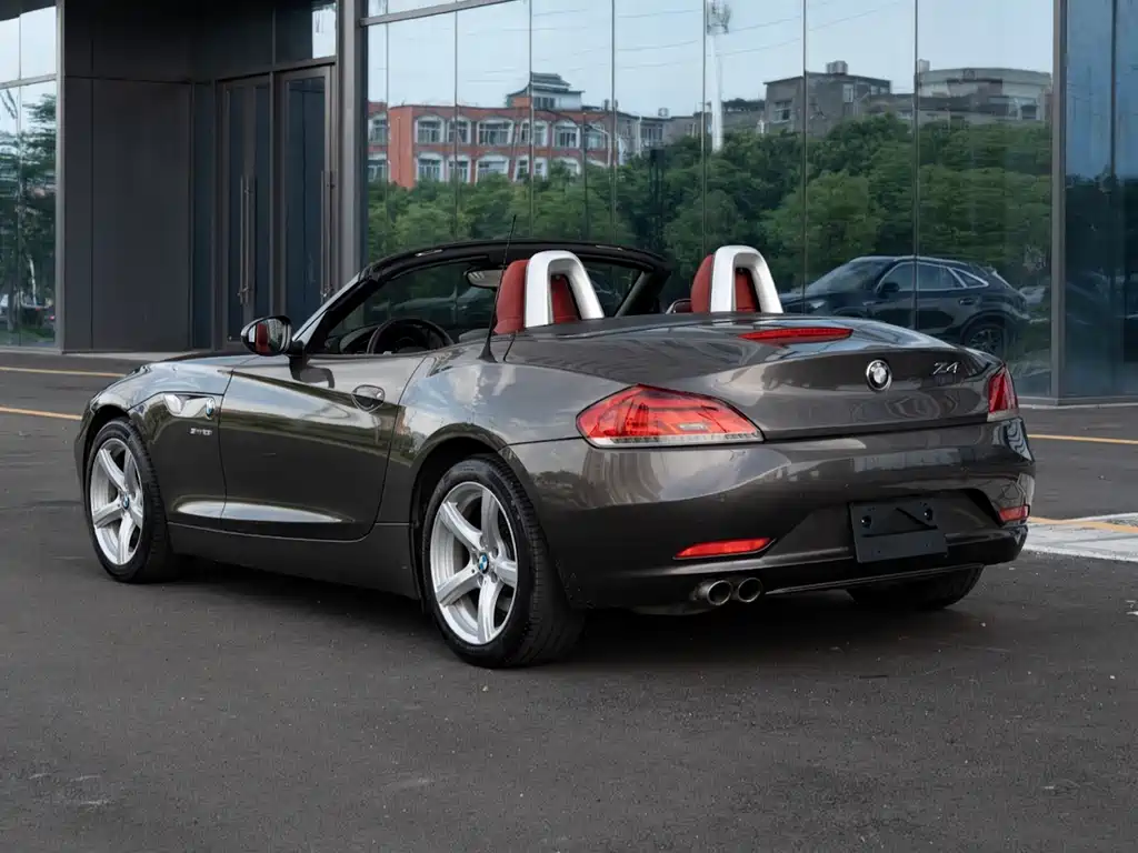 BMW Z4 2009 sDrive23i Lead