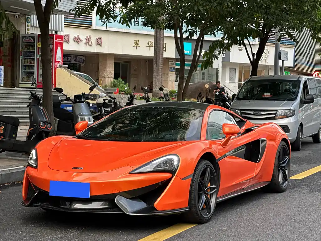 McLaren 570