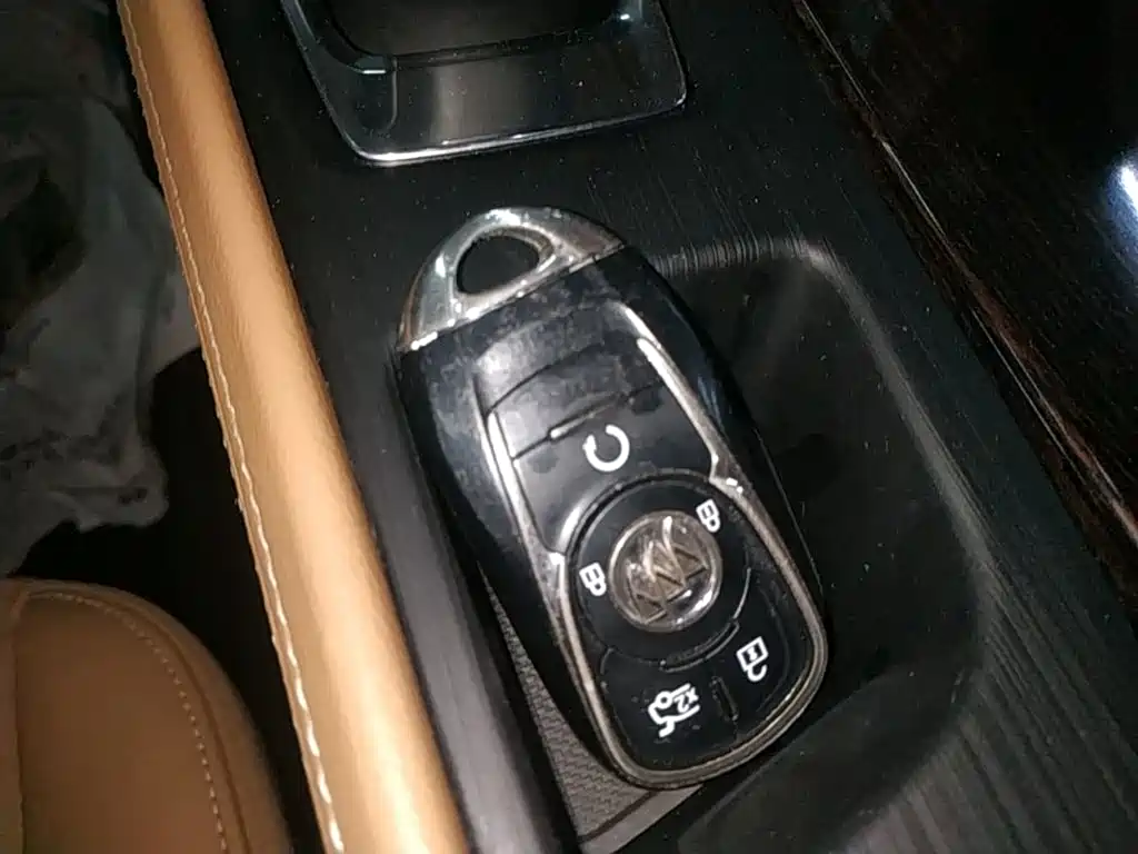 Buick LaCrosse — миниатюра 9