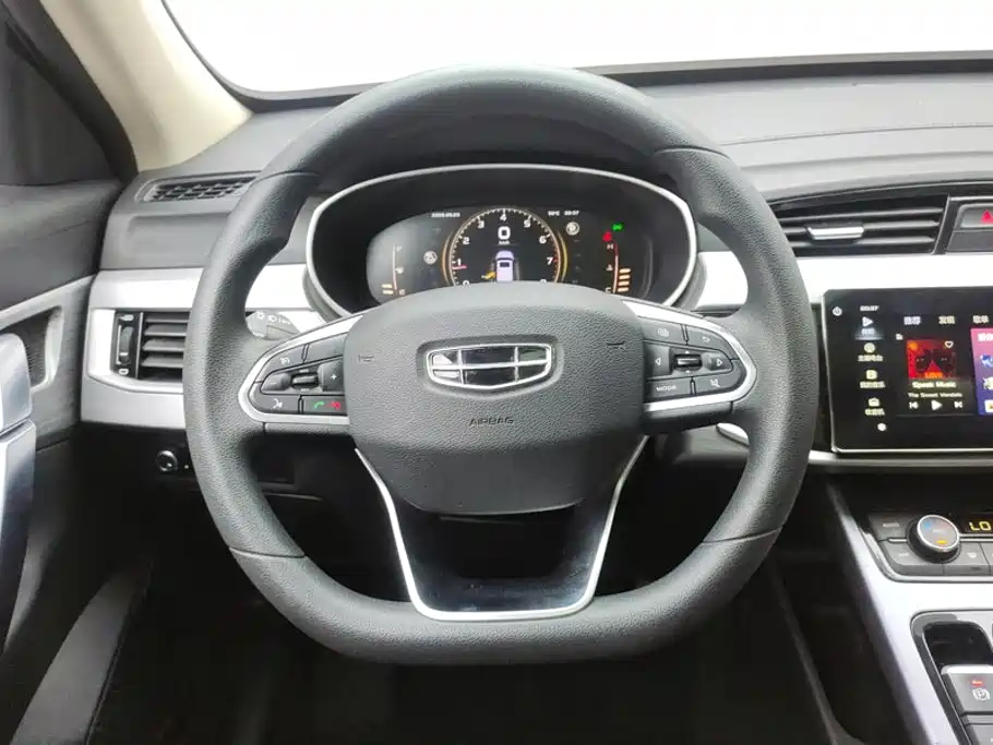 Geely Boyue — миниатюра 15