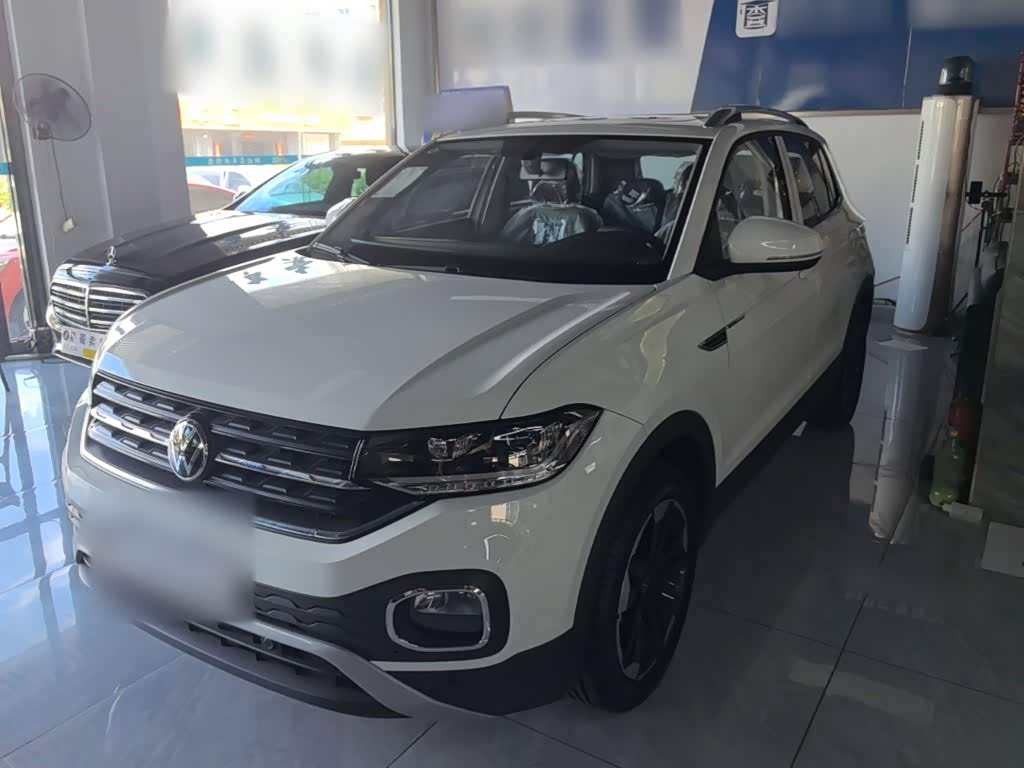 Volkswagen Tanying 1.2 л 2026 г. Белый, пробег 200 км