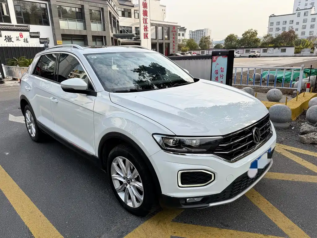 VOLKSWAGEN T ROC EXPLORING SONGS