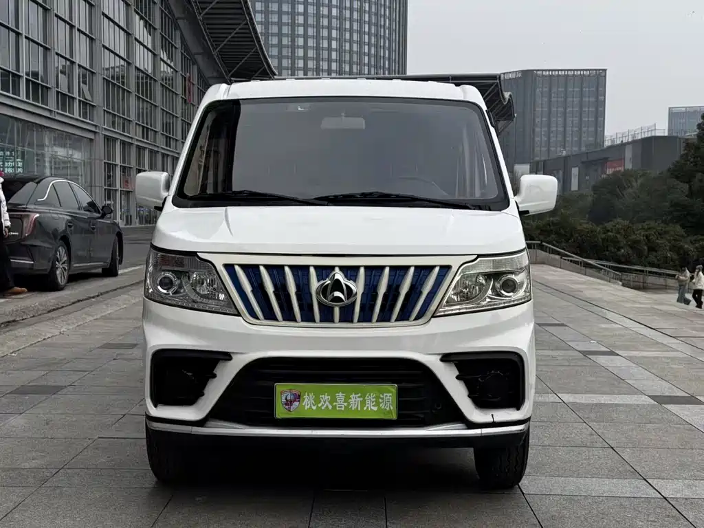 CHANGAN CHANGAN RUIXING EM80