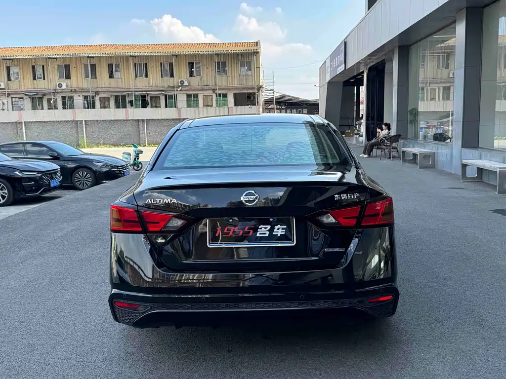 Nissan Teana — миниатюра 8