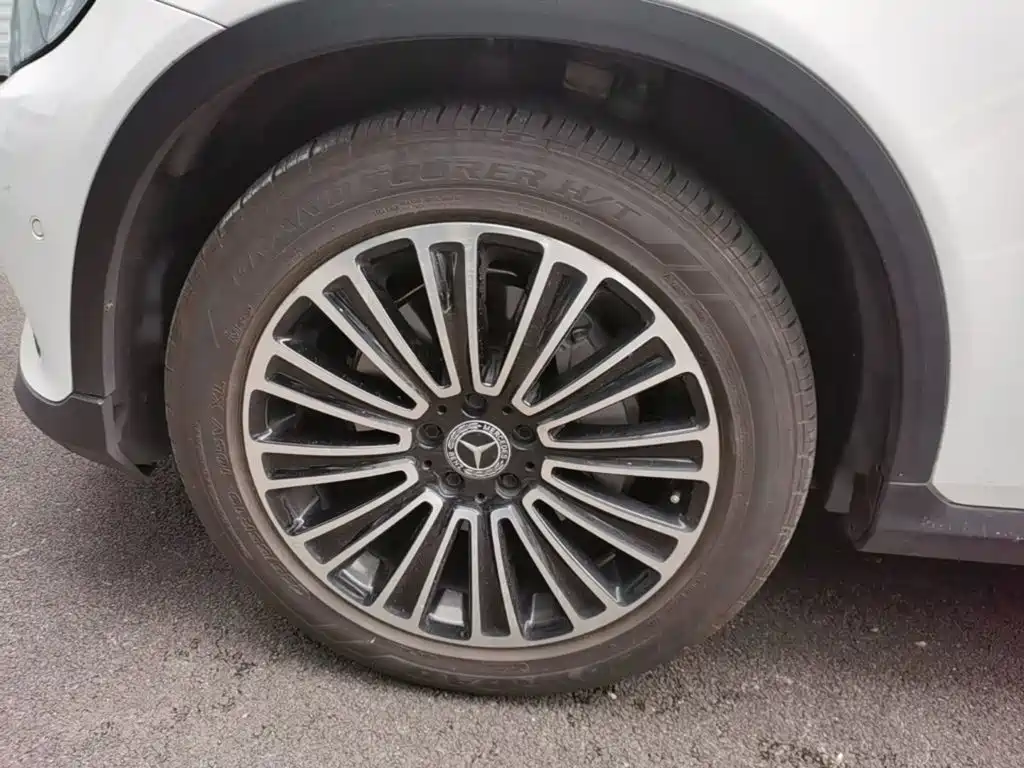 Mercedes-Benz GLC — миниатюра 23