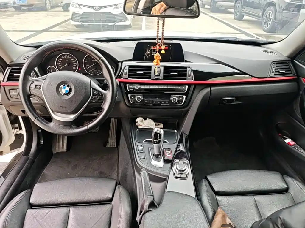 BMW 4 Series — миниатюра 14
