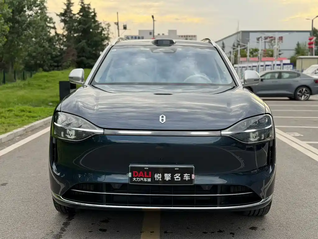 Aito M9 2025 Ultra 52kWh 6 мест (192 ）