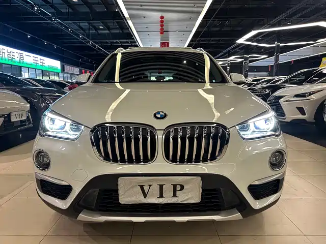 BMW  X1 2019