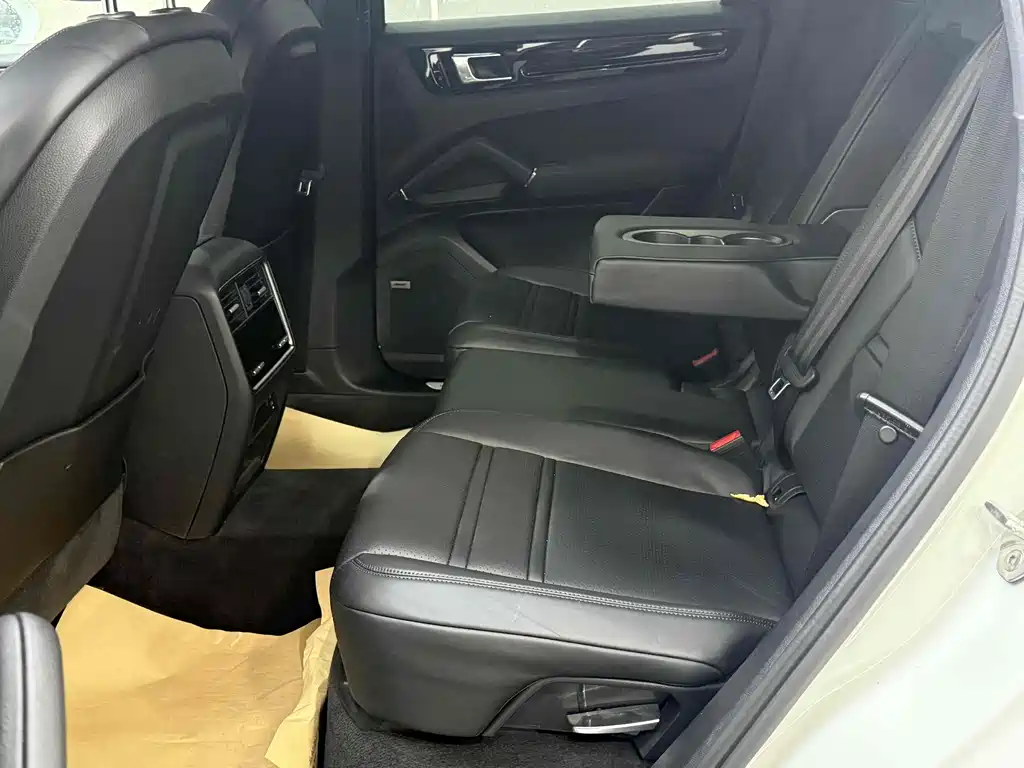 Porsche Cayenne 2019 Cayenne 3.0T