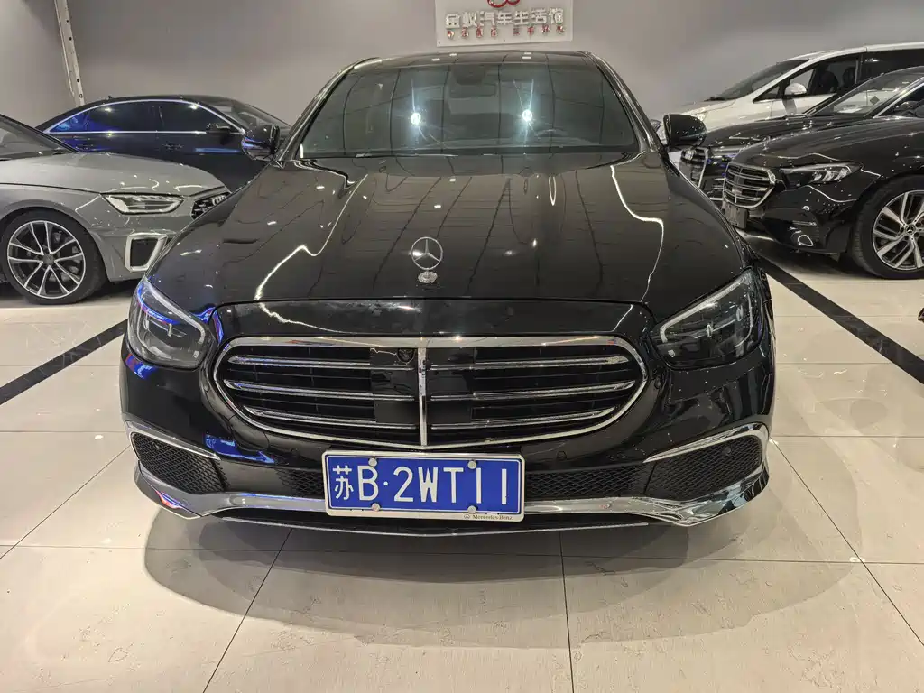 MERCEDES-BENZ E CLASS