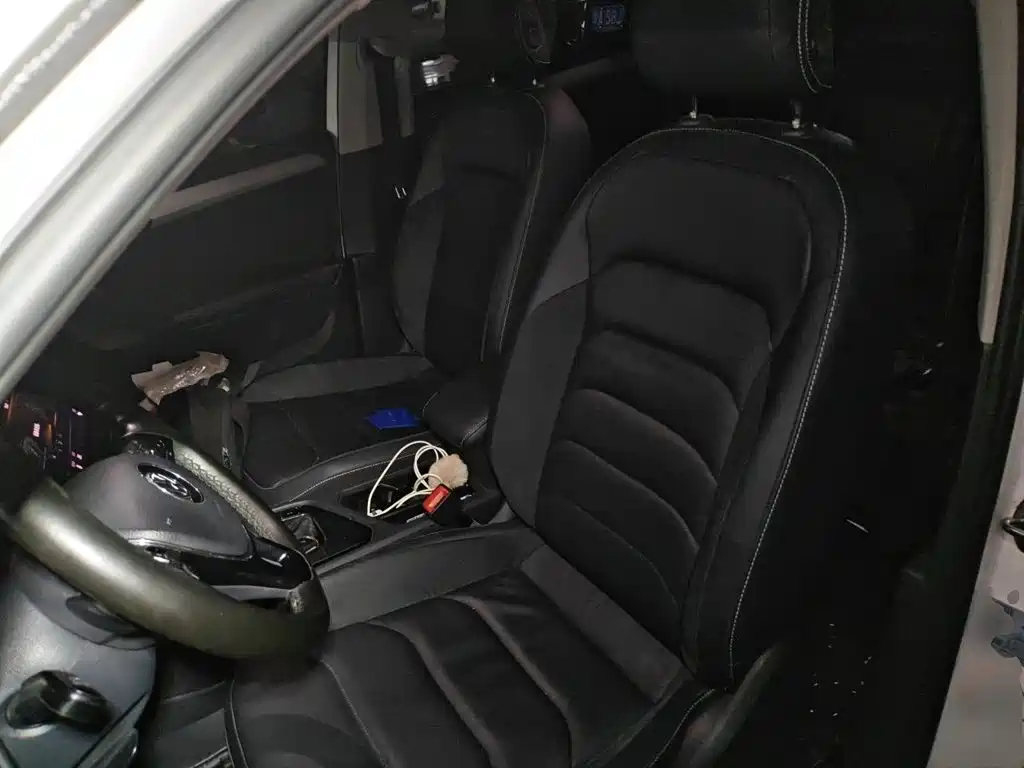 Volkswagen Tiguan L — миниатюра 11