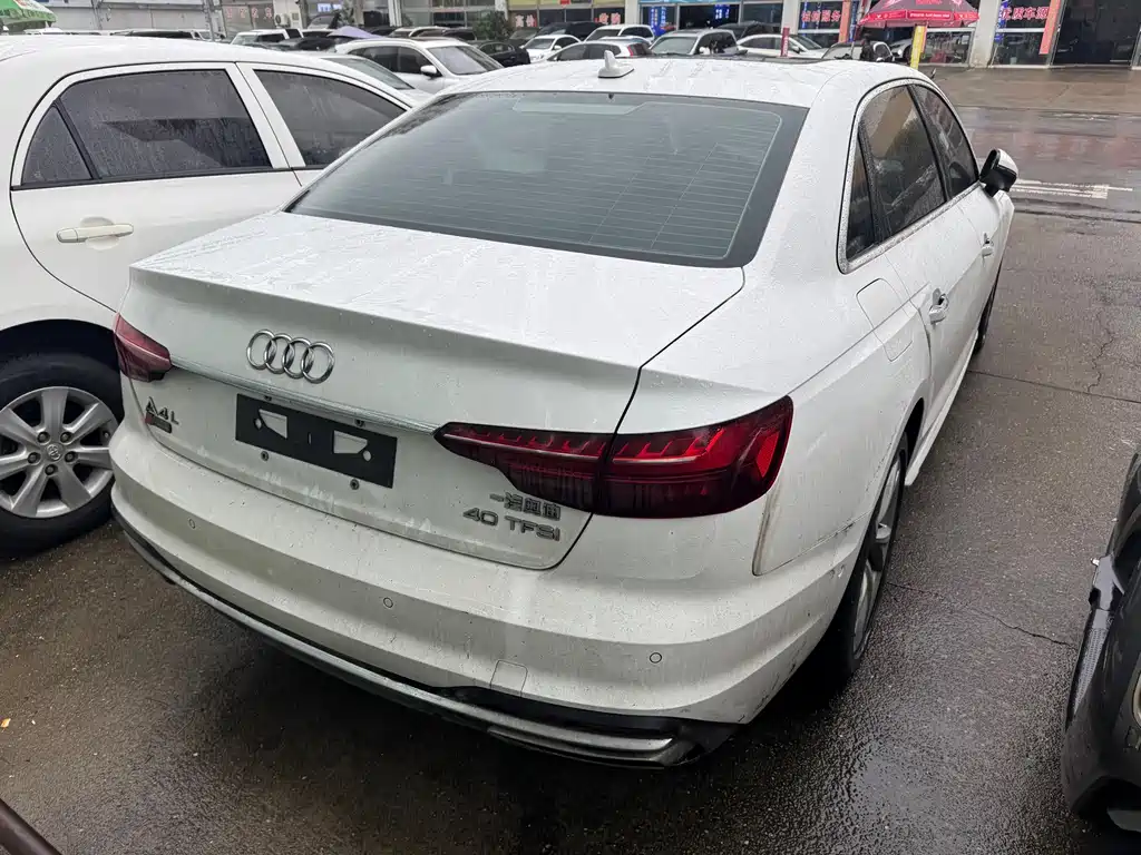 Audi A4L — миниатюра 10