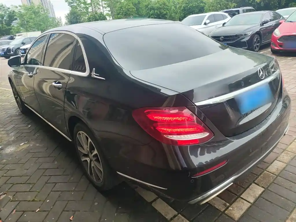 Mercedes-Benz E-Class E 2016 E 300 L Fashion