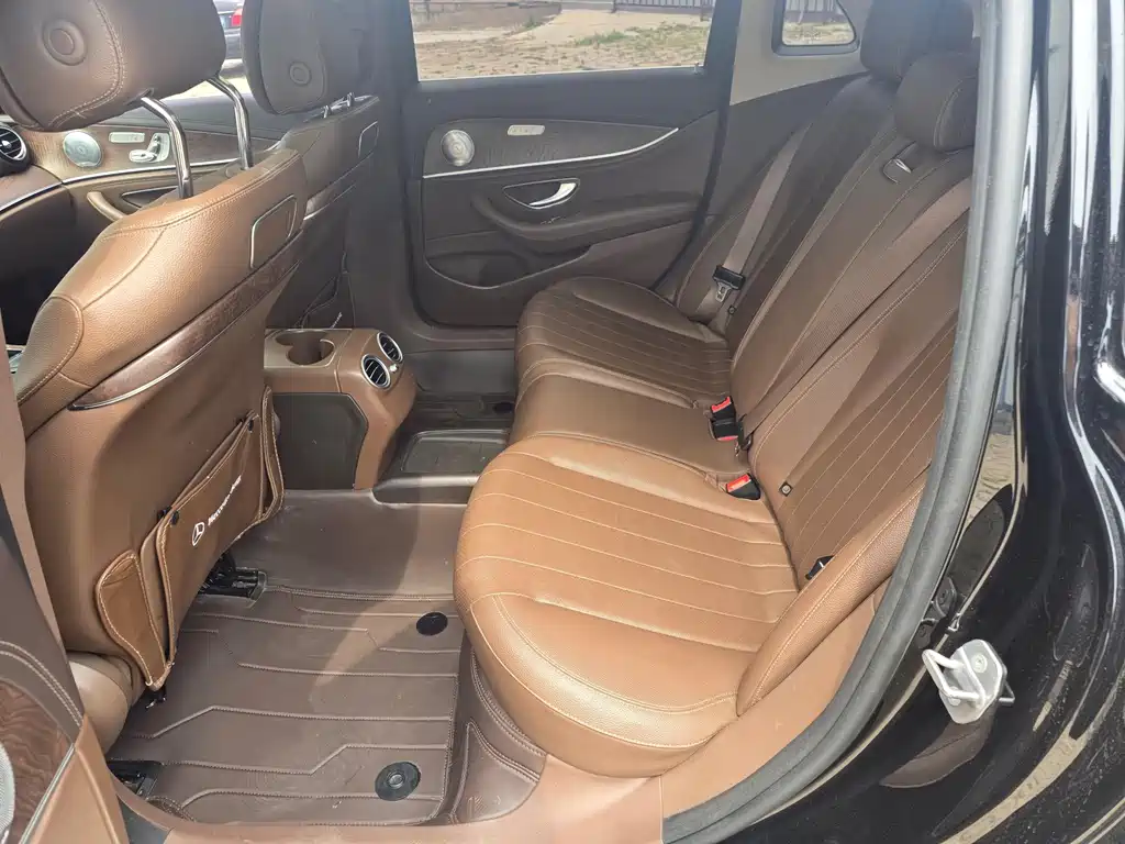 Mercedes-Benz E-Class E 2019 E 300 L Fashion