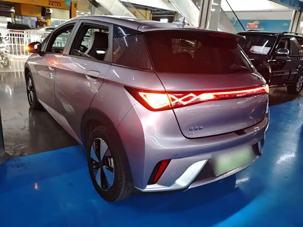BYD Dolphin — миниатюра 5