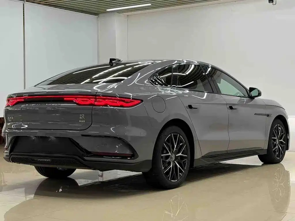 BYD Han 2025 DM-i 125KM Smart Drive