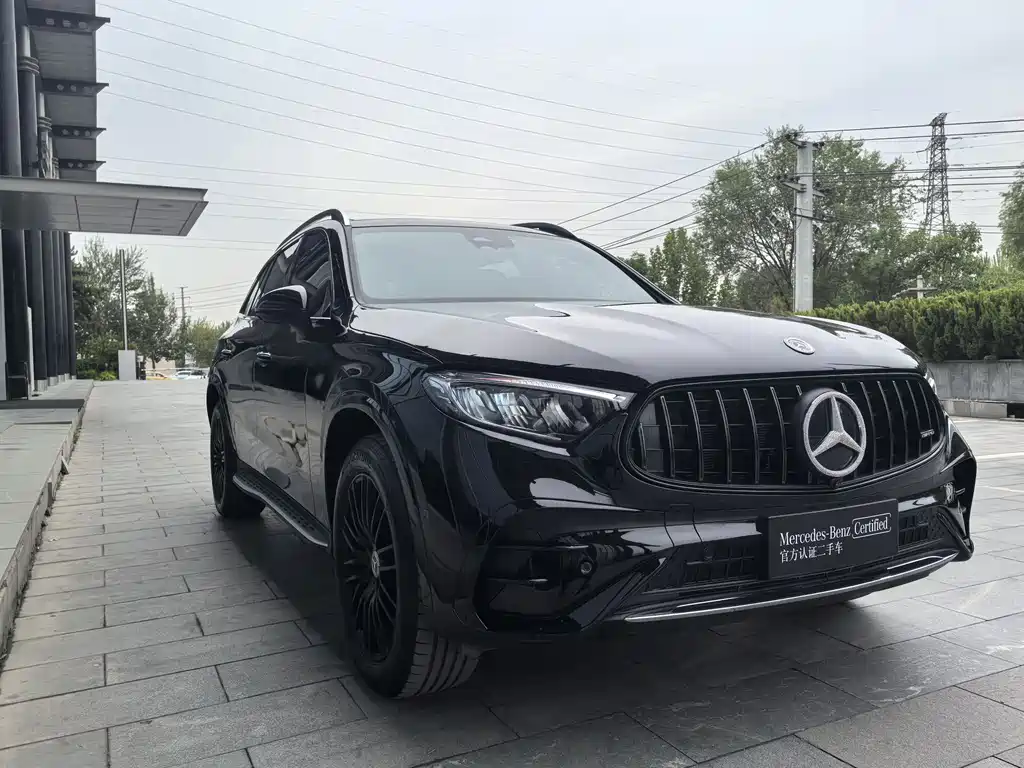 Mercedes-Benz GLC 2025 GLC 300 L 4MATIC 5 мест