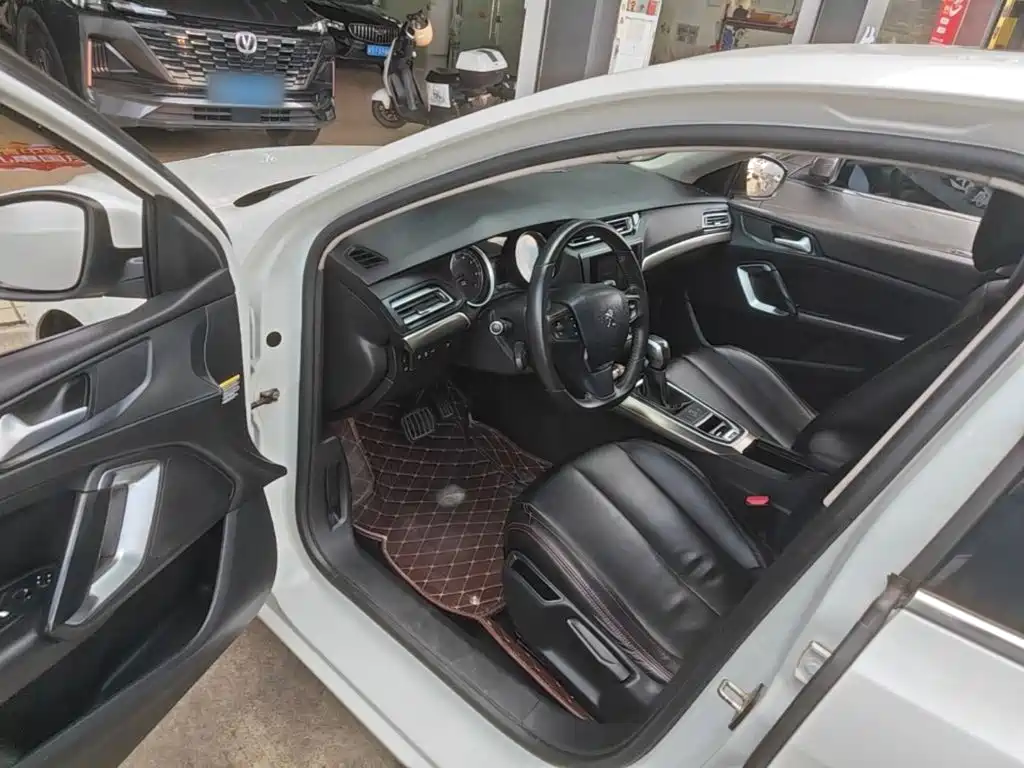 Peugeot 408 — миниатюра 16