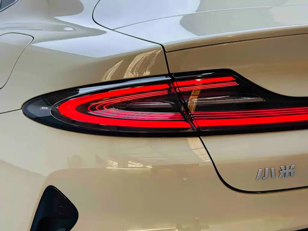 XIAOMI CAR XIAOMI SU7