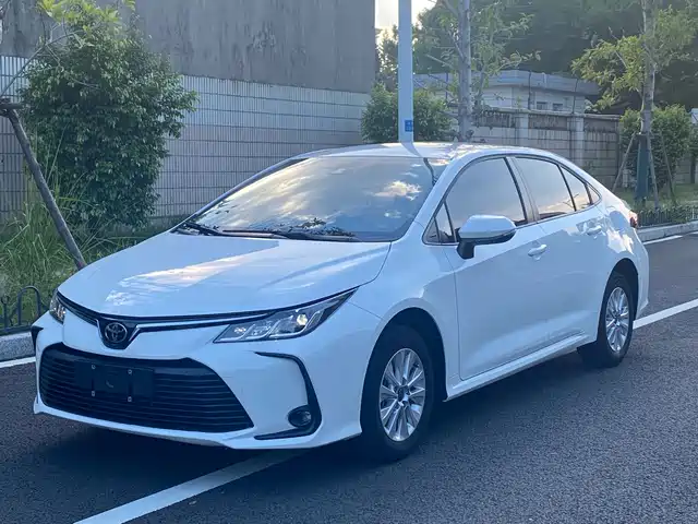 TOYOTA COROLLA 2023