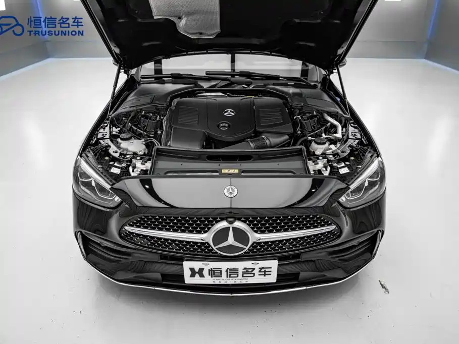 Mercedes-Benz C-Class — миниатюра 21
