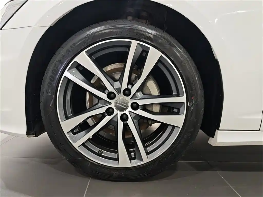 Audi A6L — миниатюра 14