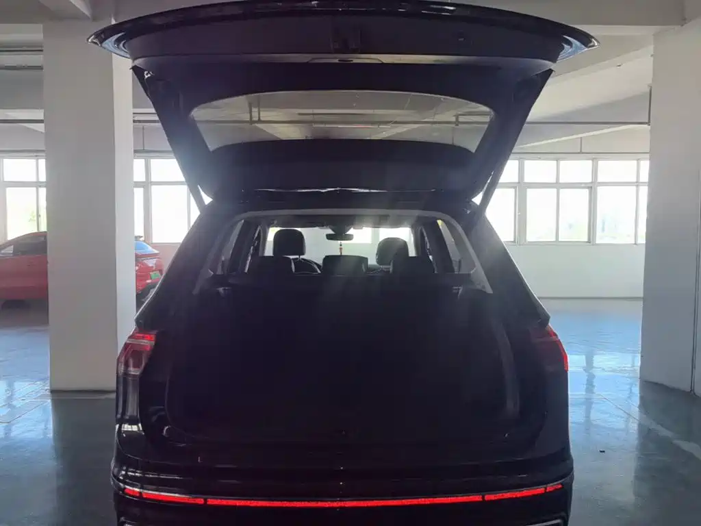 Volkswagen 途观L插电混动 — миниатюра 19