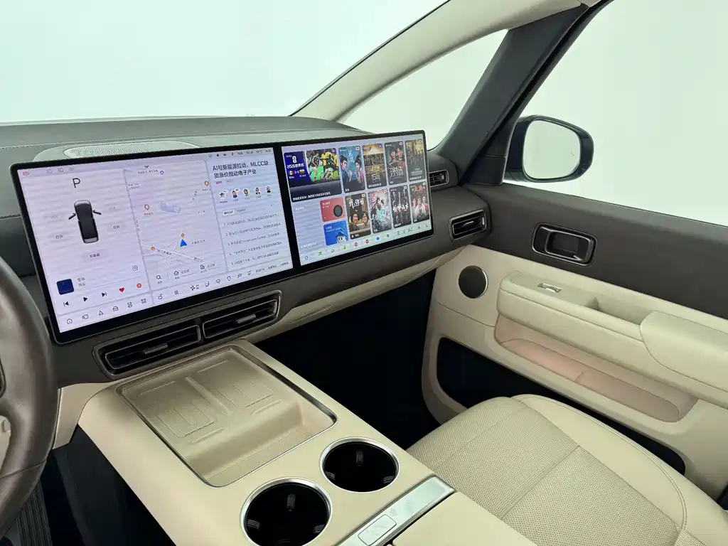 Li Auto MEGA 2024 Ultra