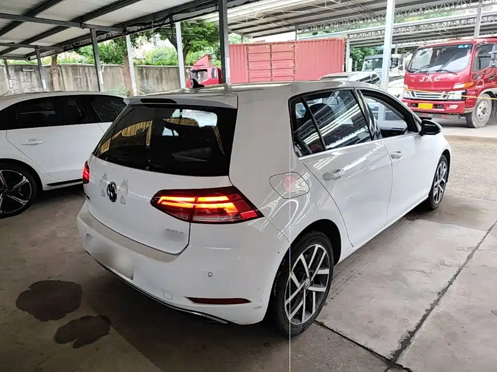 Volkswagen Golf — миниатюра 7