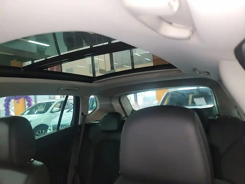 Buick Envision Plus — миниатюра 18