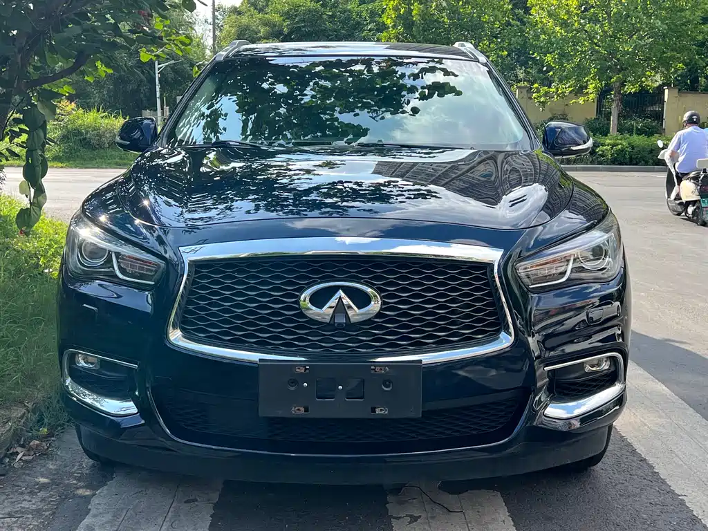 Infiniti QX60 (Import) — миниатюра 5