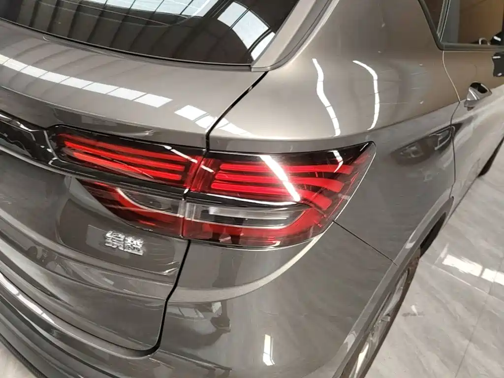 Geely Binyue — миниатюра 8