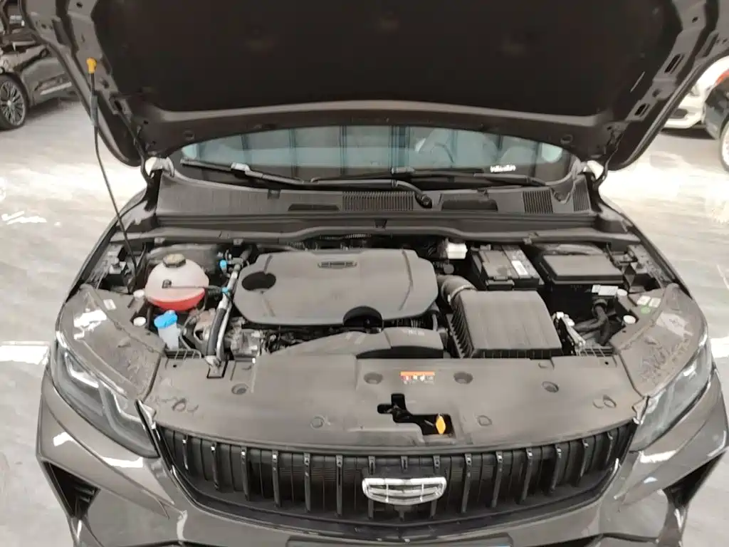 Geely Binyue — миниатюра 20