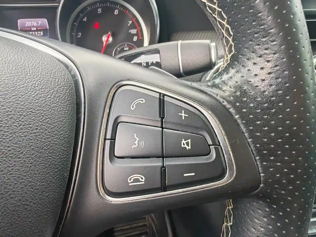 Mercedes-Benz GLA — миниатюра 18