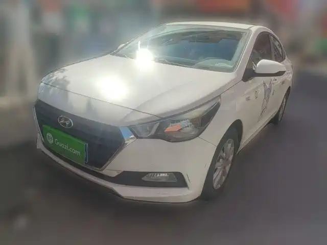 Hyundai Verna