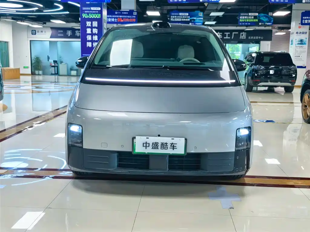 Li Auto MEGA 2024 Ultra