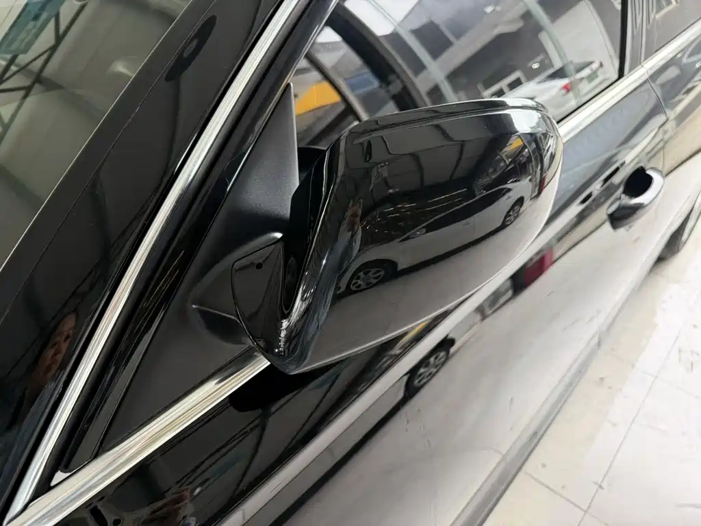 Audi A6L — миниатюра 6