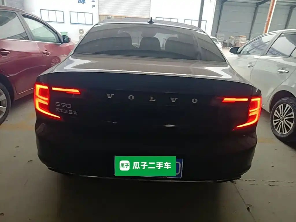 Volvo S90 — миниатюра 6
