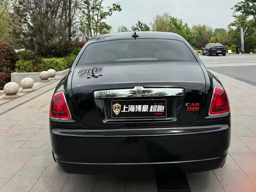 Rolls-Royce Ghost 2010 6.6T Standard