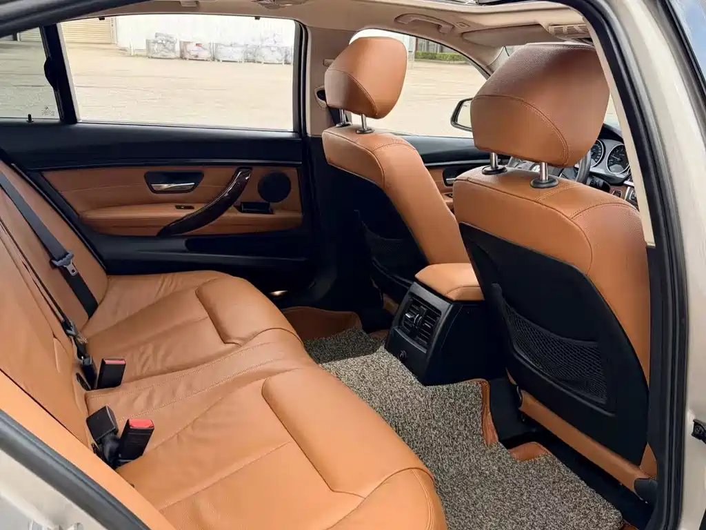 BMW 3 Series — миниатюра 17