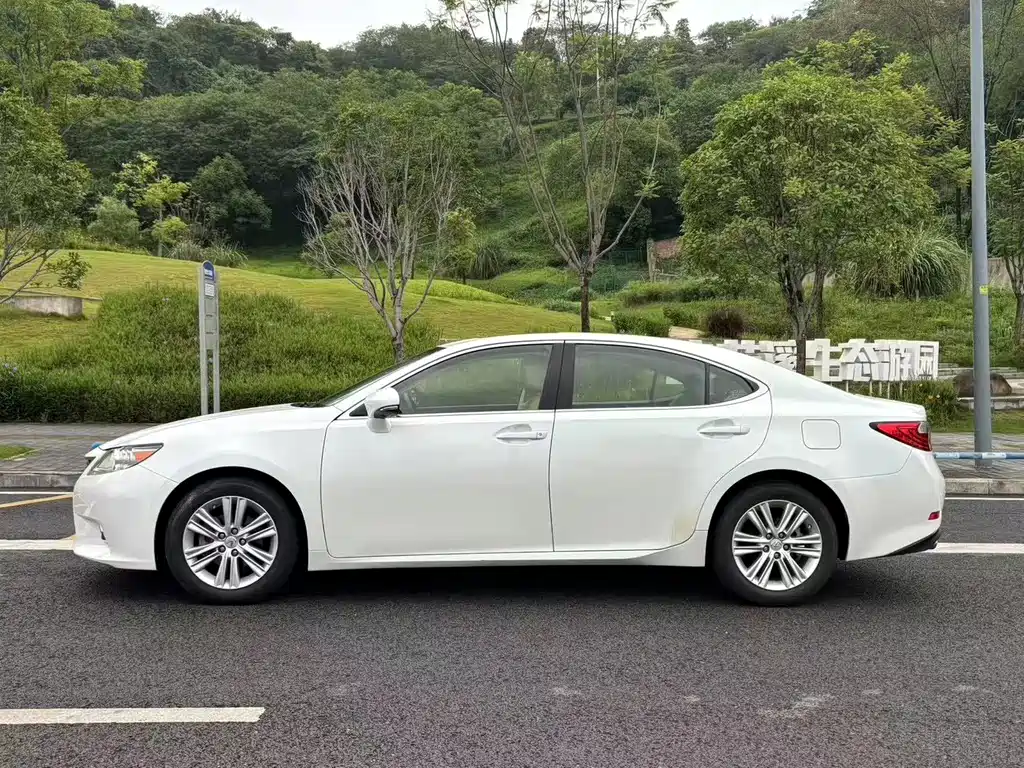 Lexus ES 2014 250 Elite