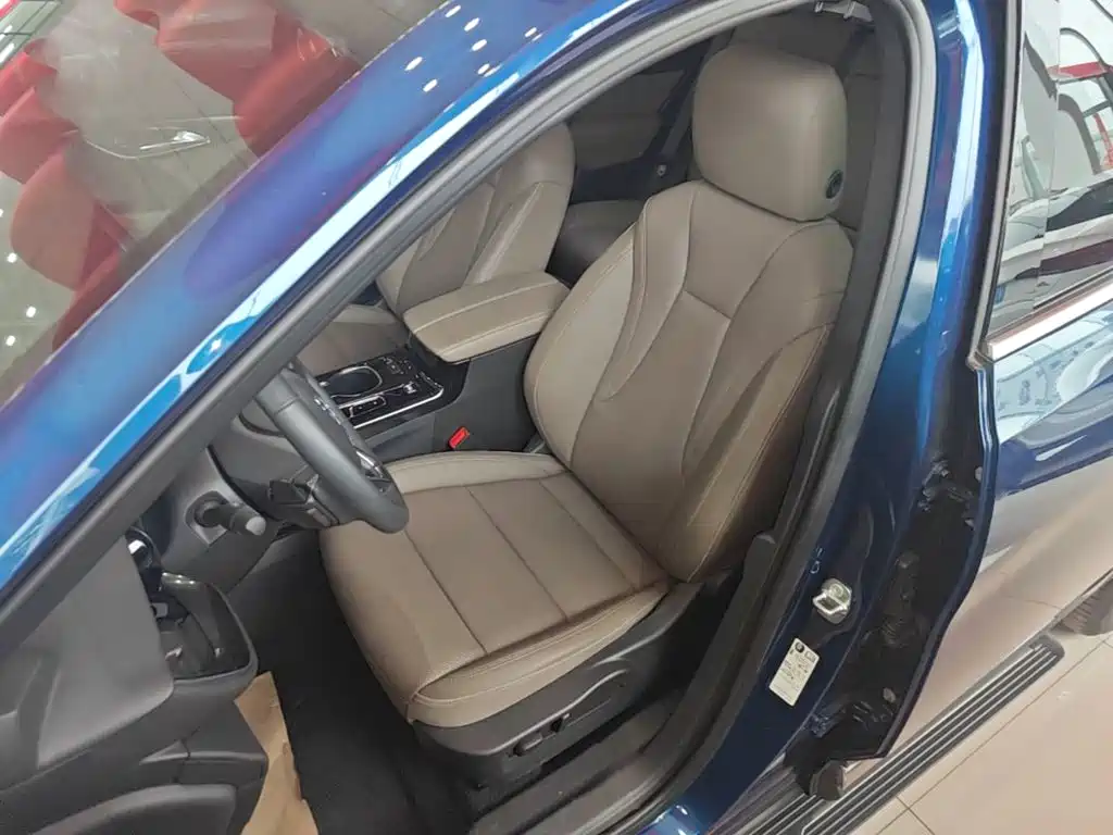 Buick Envision Plus — миниатюра 15
