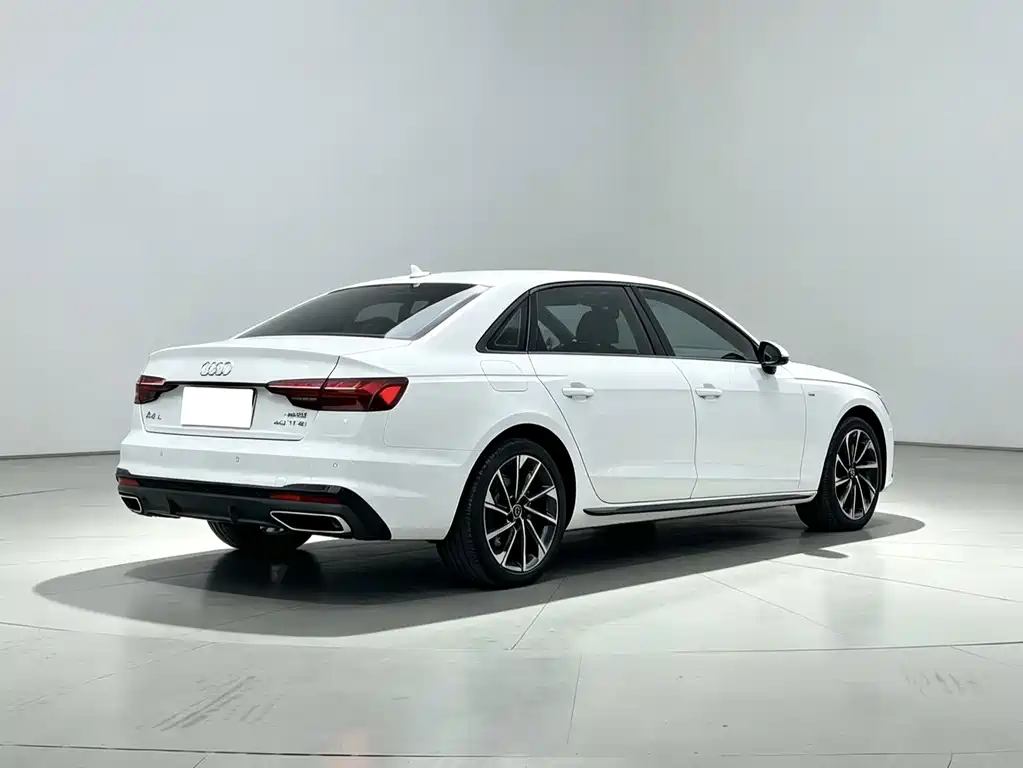Audi A4L — миниатюра 11