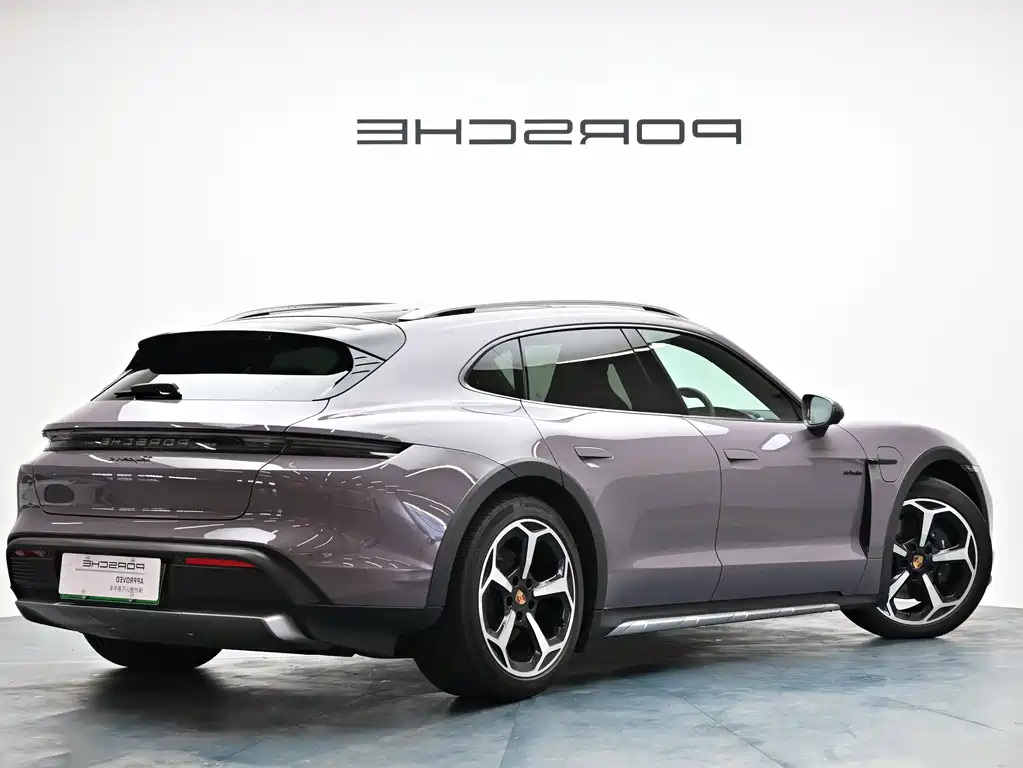 Porsche Taycan — миниатюра 13