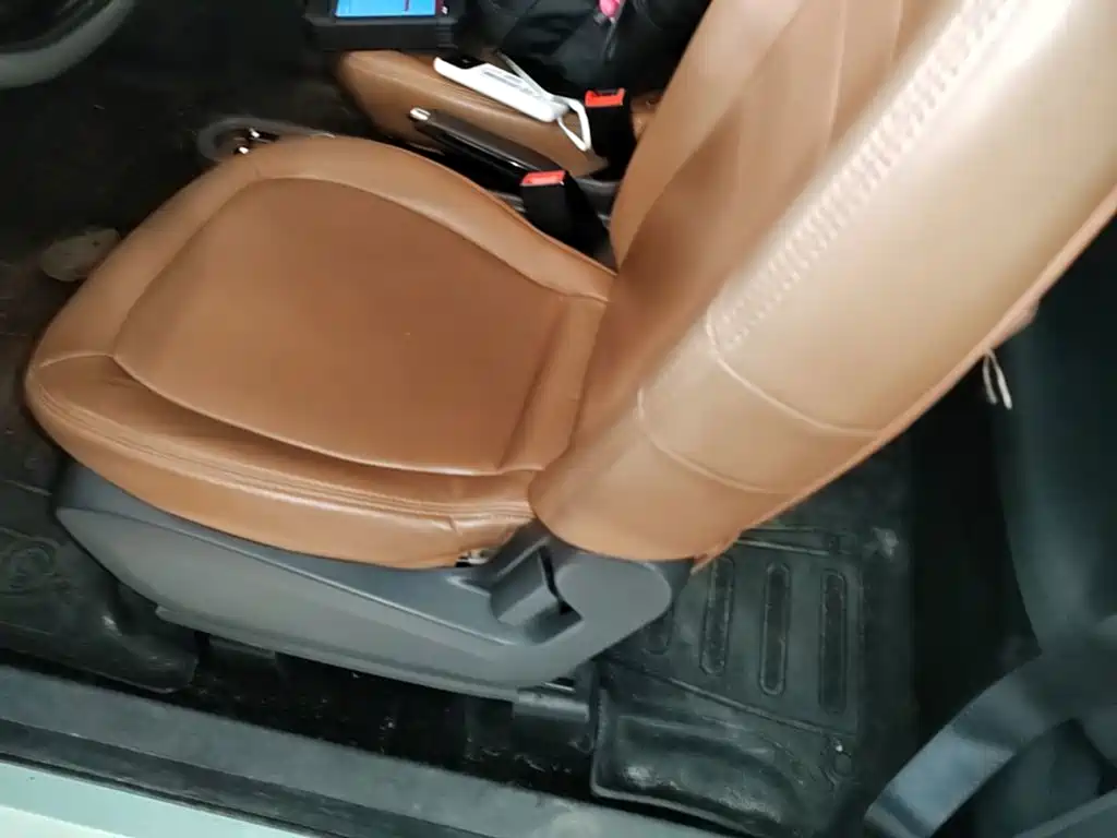 Wuling MINIEV — миниатюра 15