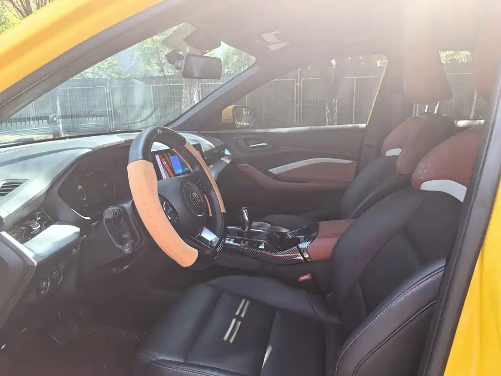 MG MG5 — миниатюра 7